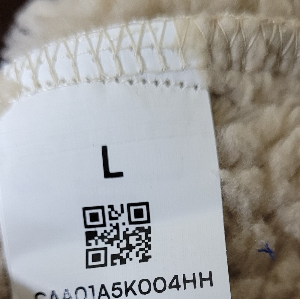 CUPSHE Snowed In Faux Shearling Coat Size Large NWT Cozy Casual - Picture 9 of 13
